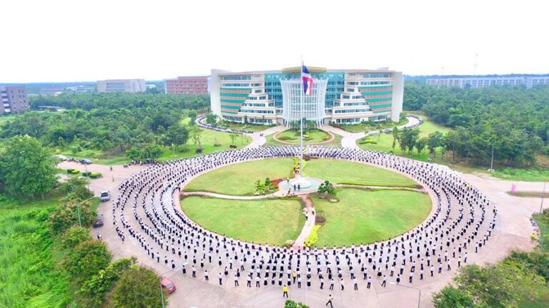 ม.ราชภัฎอุดรพร้อม จัดรับปริญญา ธุรกิจที่พักขยับรับจอง